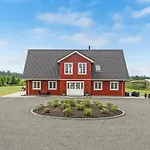 6 Bedroom Cozy In Hébergement de vacances Grindsted