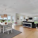 6 Bedroom Cozy In * Grindsted